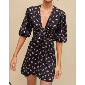 Maje short Bow dress in Lilly of the Valley sz  38 (Medium)